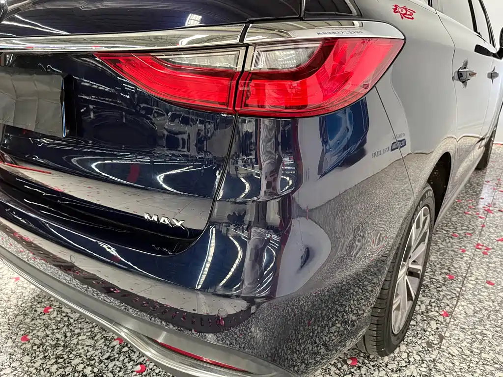 BYD MAX 2020 — фото 17