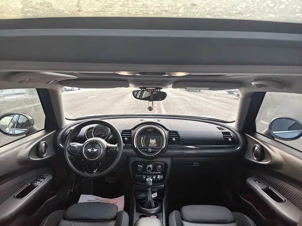 MINI Clubman 2018 — фото 6