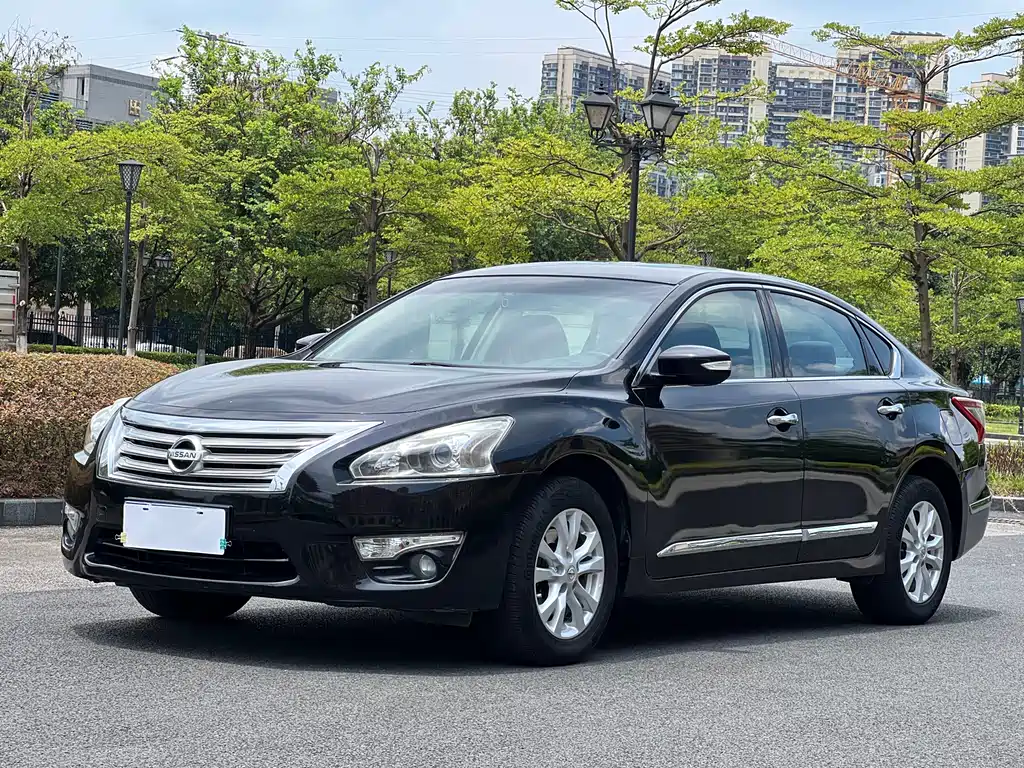 Nissan Teana 2013