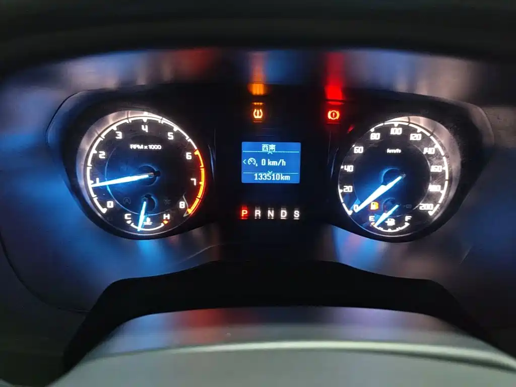 Ford Everest 2018 — фото 12