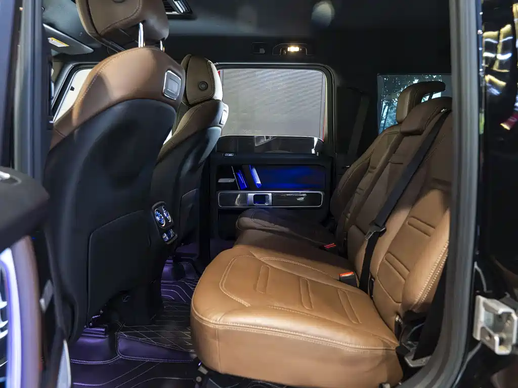 Mercedes-Benz G-Class 2023 — фото 19