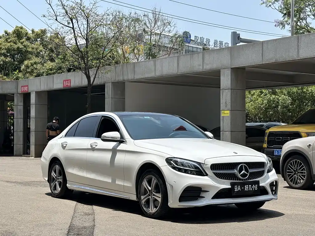 Mercedes-Benz C-Class 2020 — фото 3