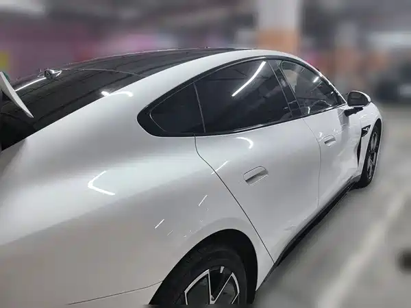 Xiaomi SU7 2025