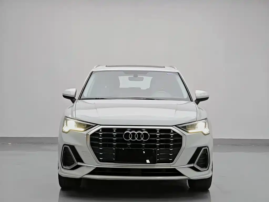 Audi Q3 2022