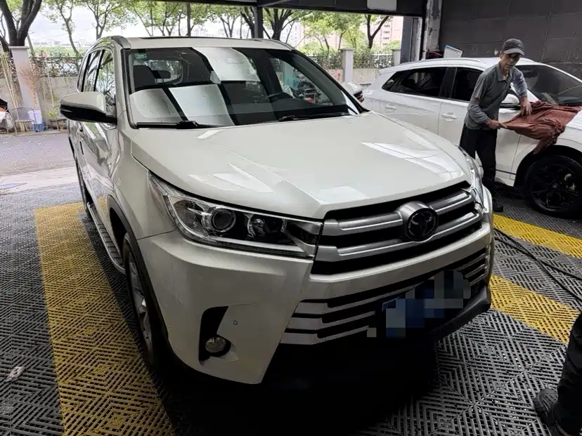Toyota Highlander 2019