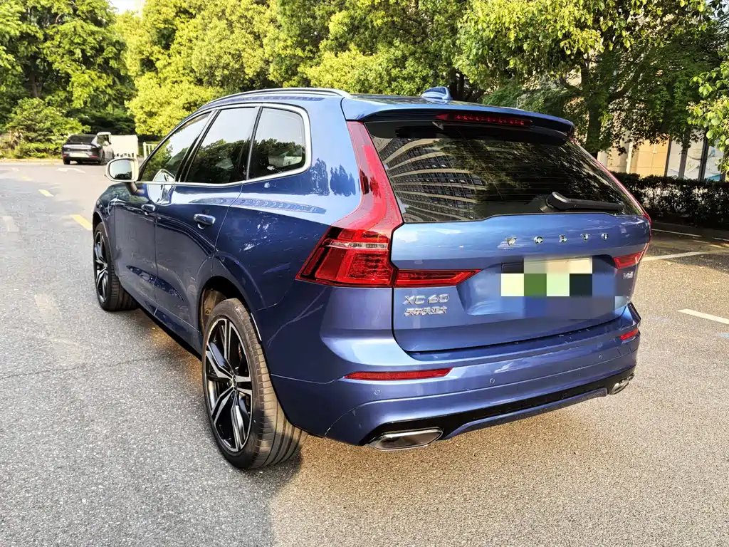 Volvo XC60 PHEV 2020 — фото 4