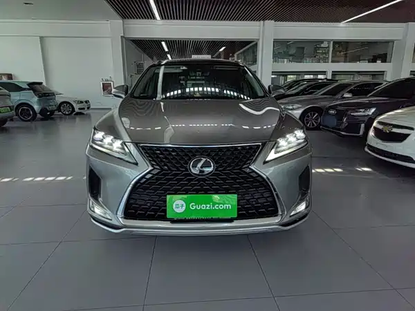 Lexus RX 2021
