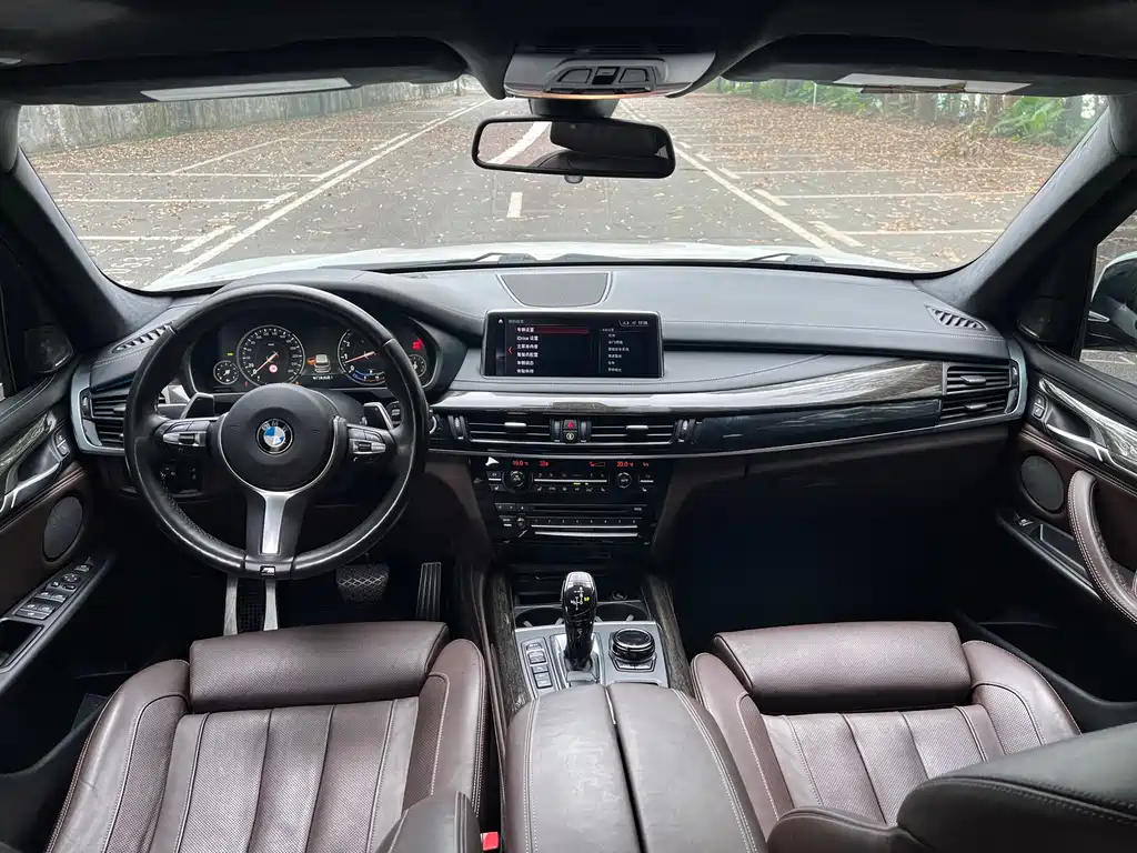 BMW X5 2019 — фото 13