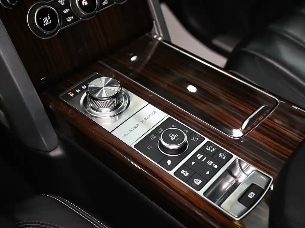 Land Rover Range Rover 2017 — фото 13