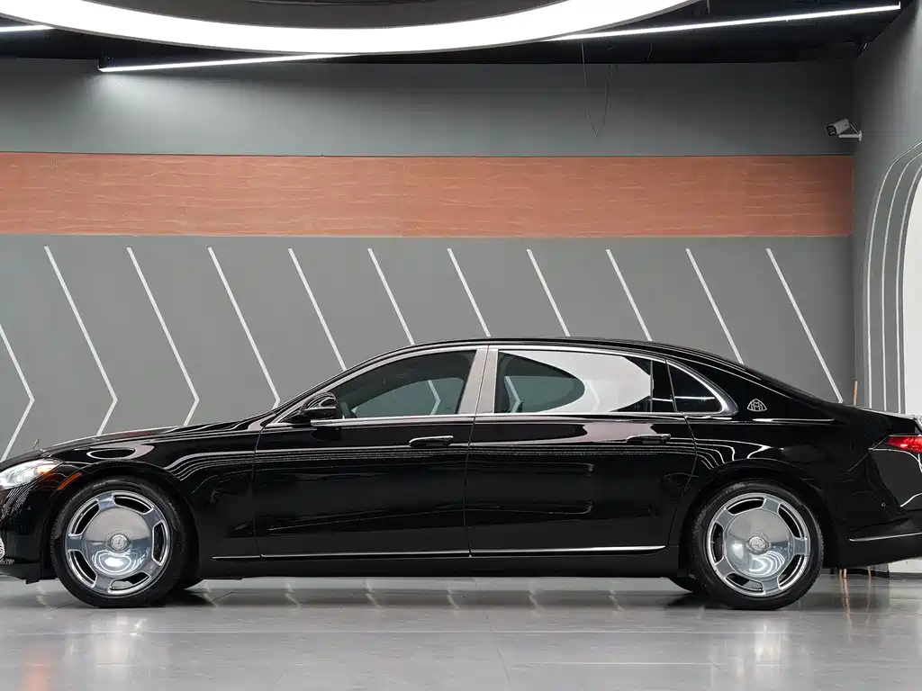 Mercedes-Benz Maybach S-Class 2022 — фото 5