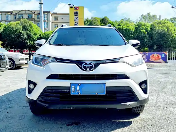 Toyota RAV4 2017