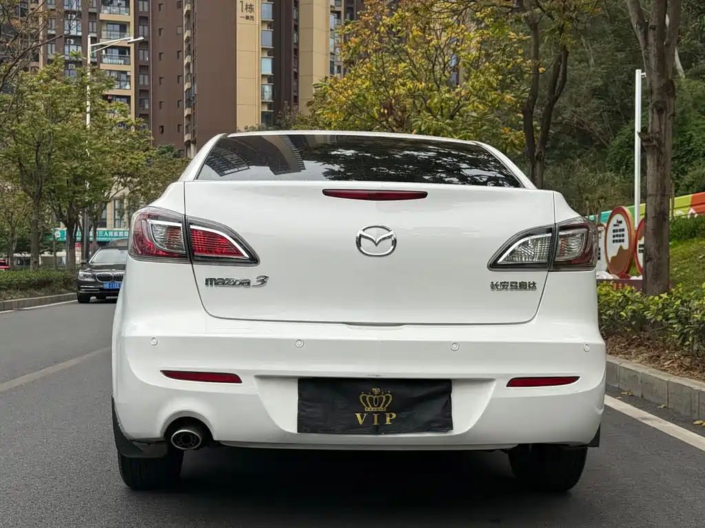 Mazda 3 Xingcheng 2012