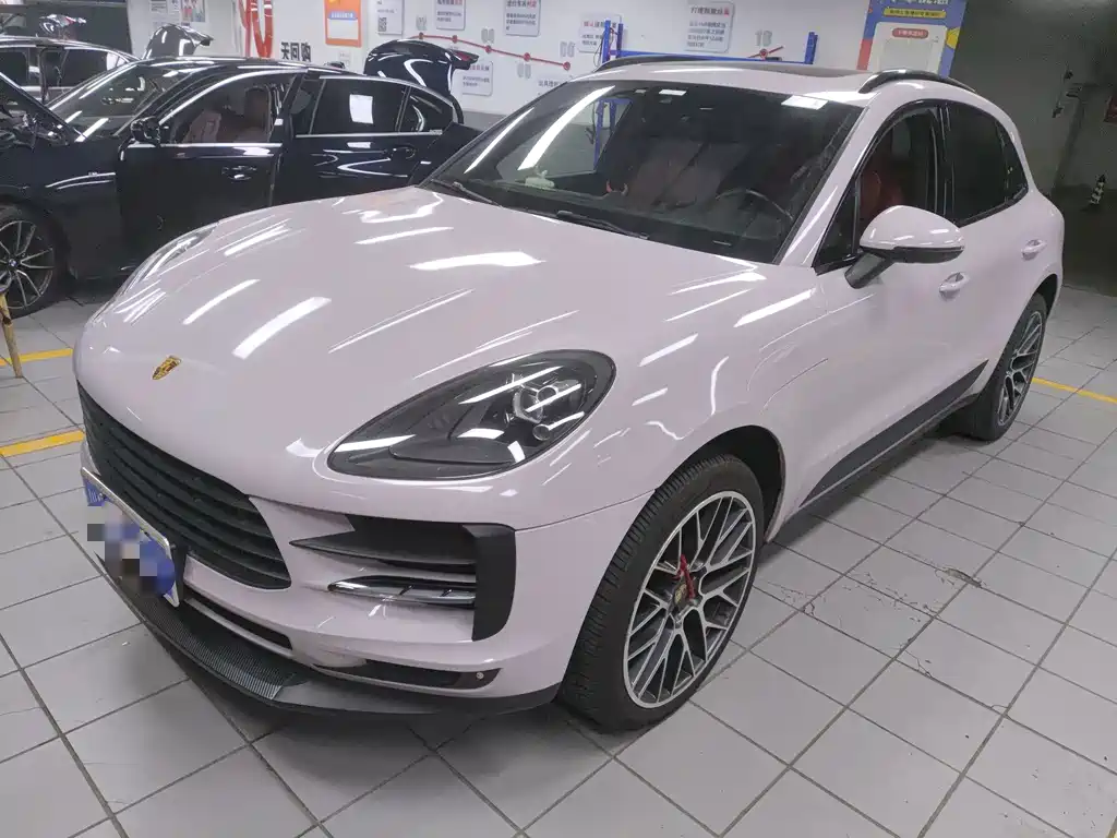 Porsche Macan 2021 — фото 1