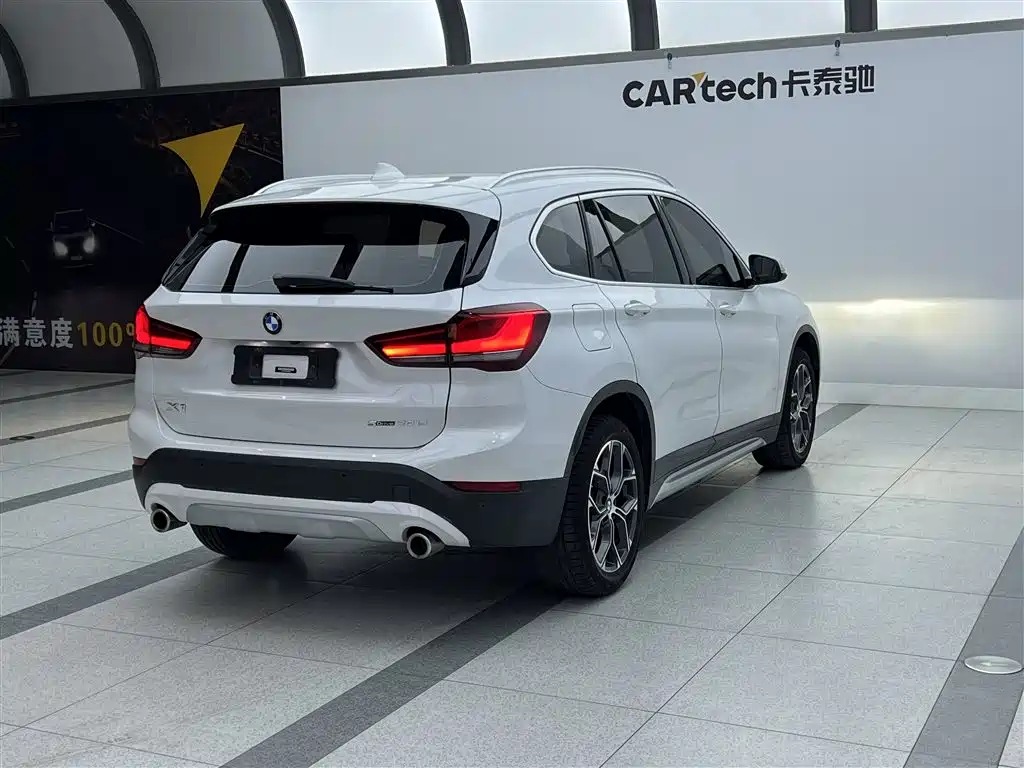 BMW X1 2022 — фото 4