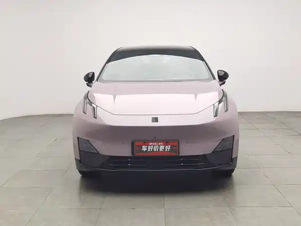 Lynk & Co Z20 2025