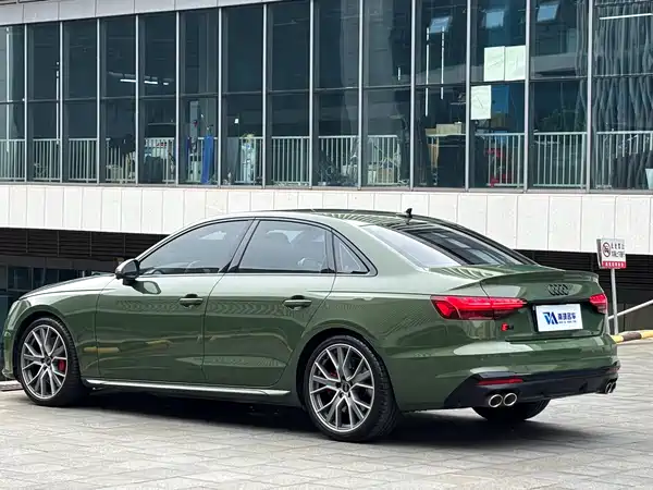 Audi S4 2024