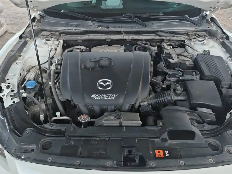 Mazda Atenza 2015 — фото 10