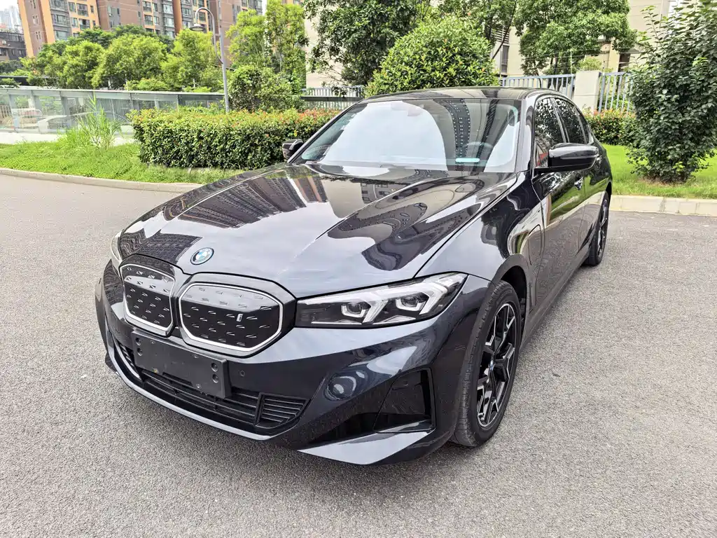 BMW i3 2024
