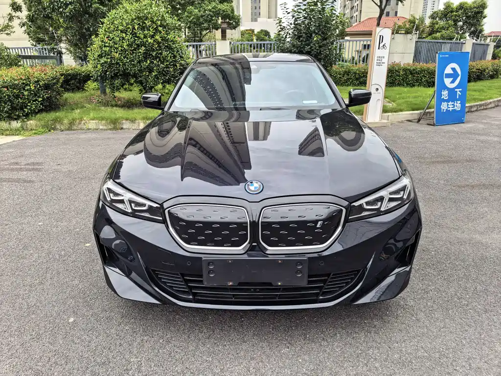 BMW i3 2024