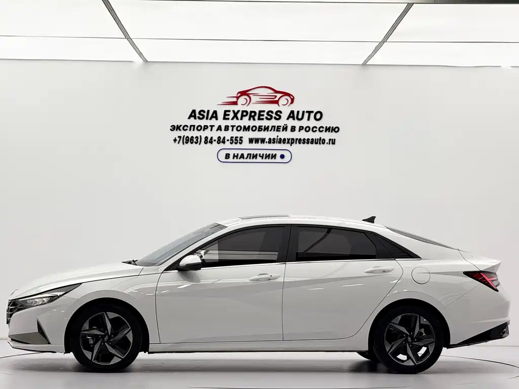Hyundai Elantra 2023