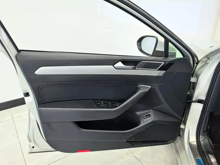 Volkswagen Magotan 2021