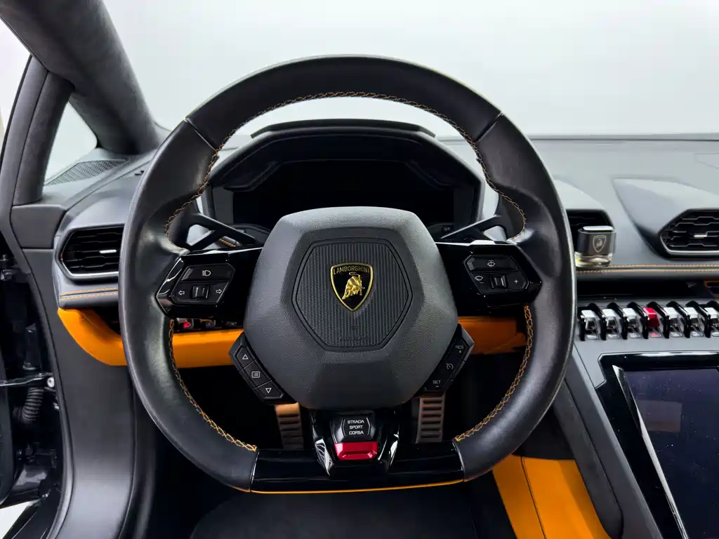 Lamborghini Huracán 2023 — фото 15