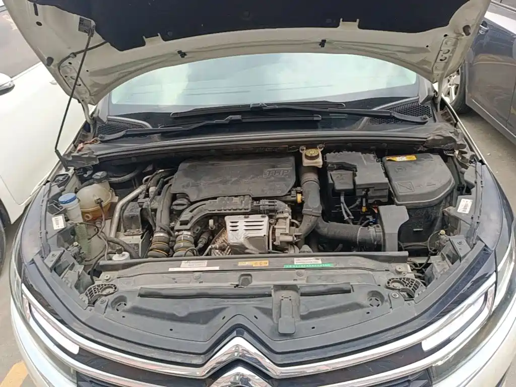 Citroën C4L 2016 — фото 16