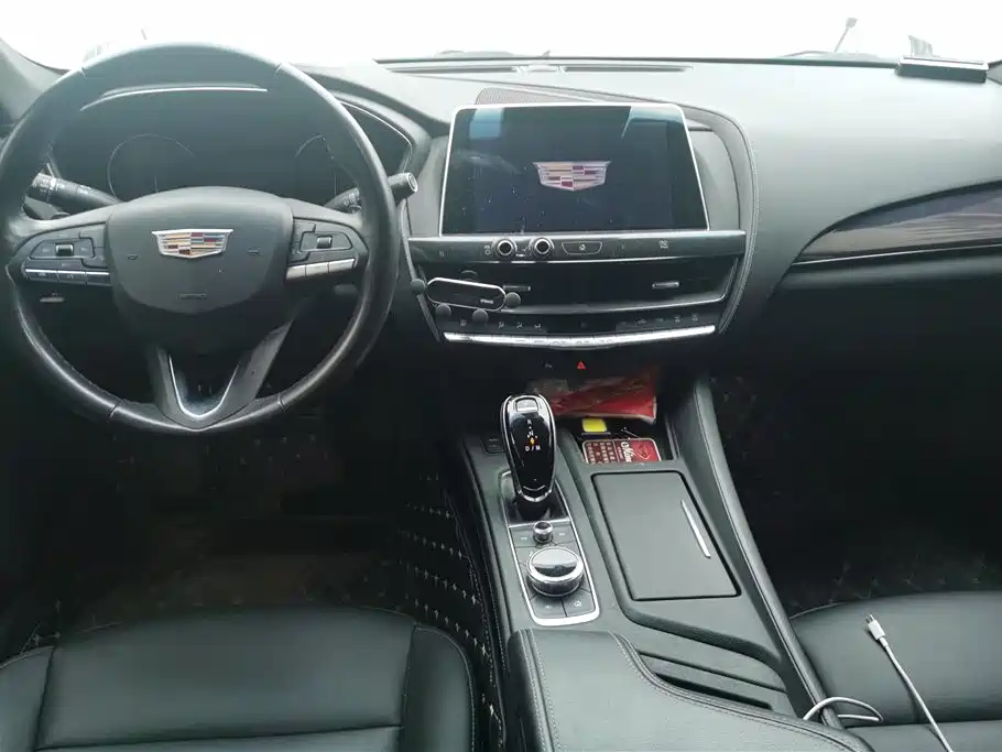 Cadillac CT5 2020 — фото 12