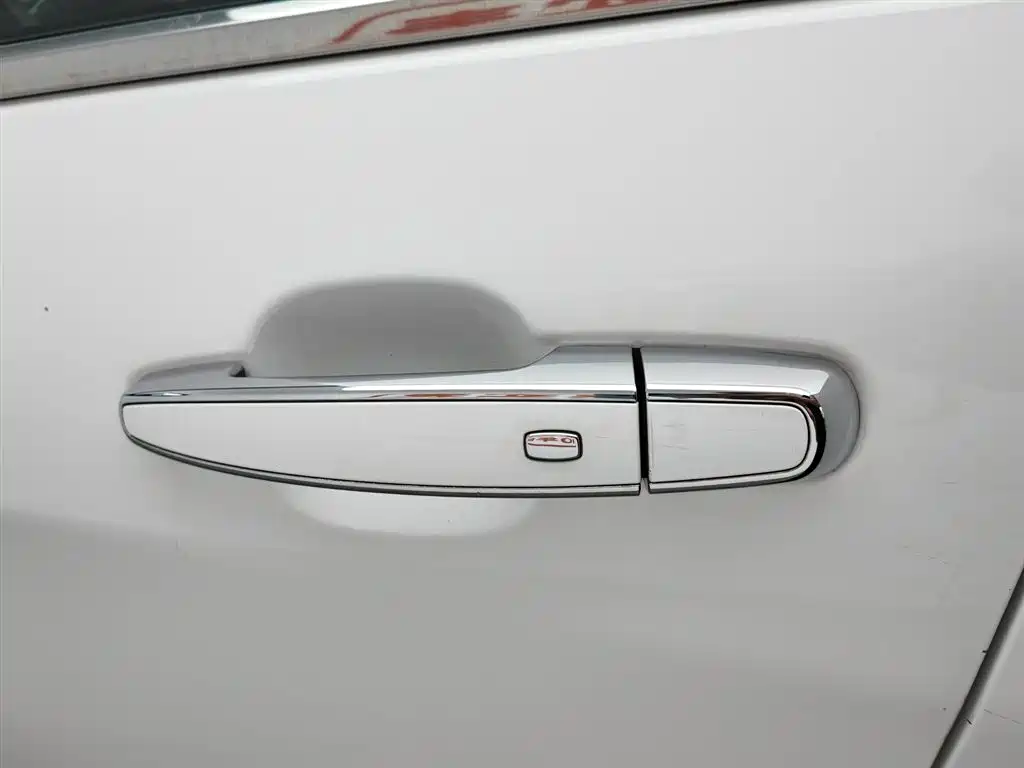 Chevrolet Equinox 2018 — фото 18