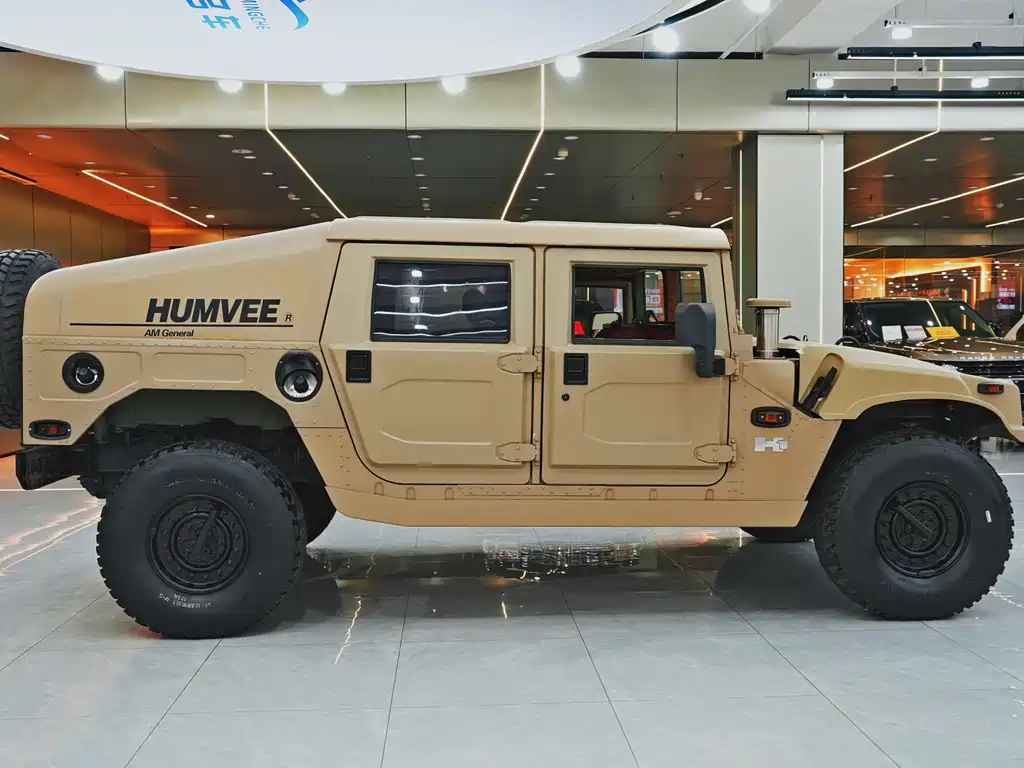 Hummer  2017 — фото 13
