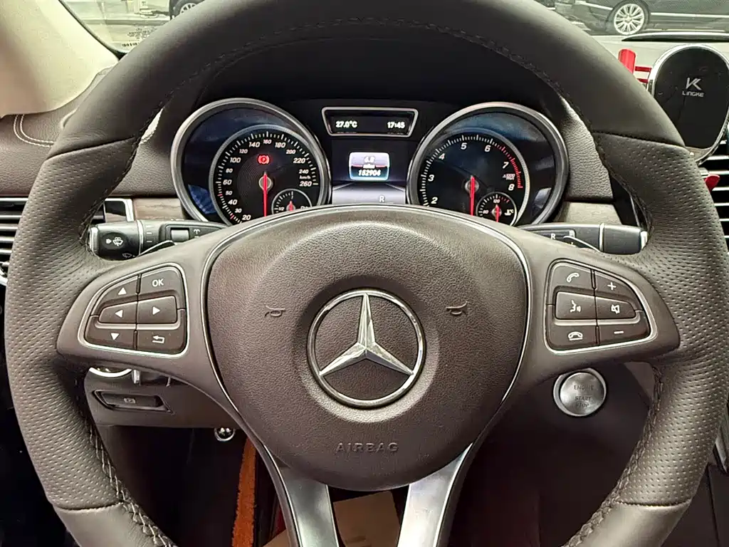 Mercedes-Benz GLE 2017 — фото 5