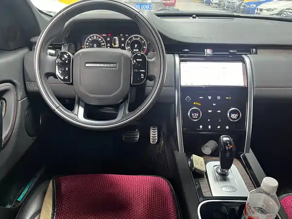 Land Rover Discovery Sport 2021