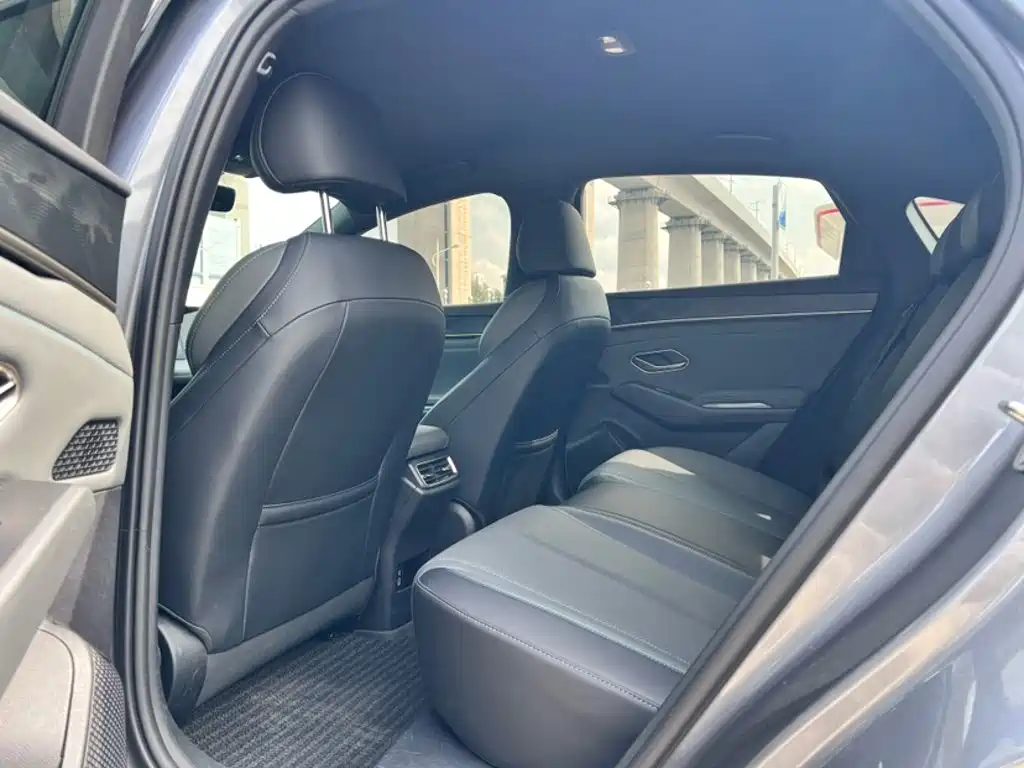 BYD Qin L 2025 — фото 16