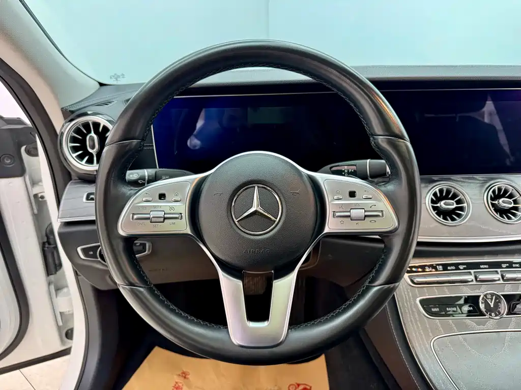 Mercedes-Benz CLS 2018 — фото 17