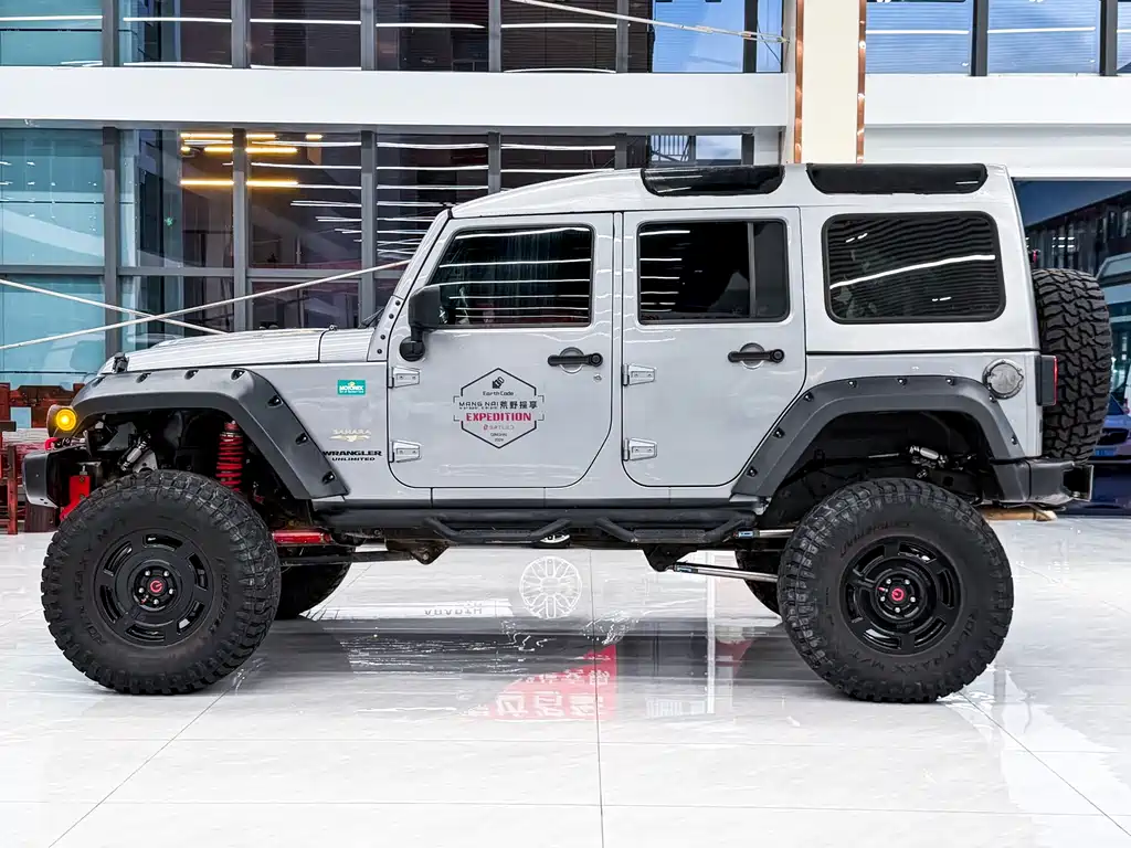 Jeep Wrangler 2015 — фото 3