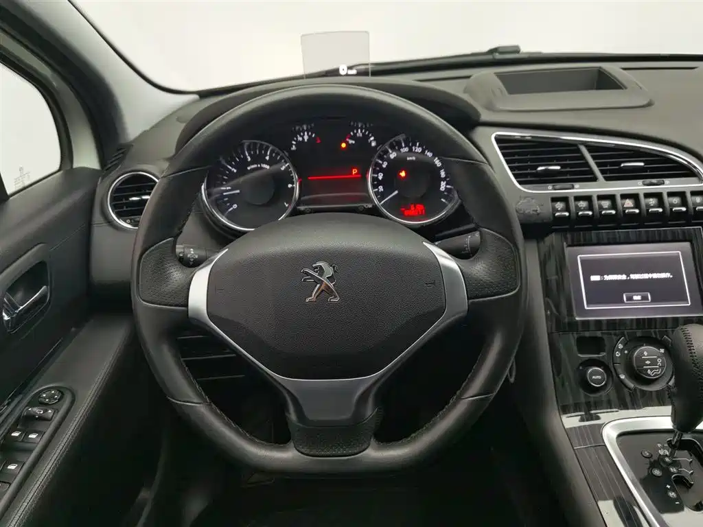 Peugeot 3008 2015 — фото 11