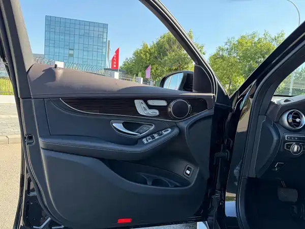 Mercedes-Benz GLC 2019