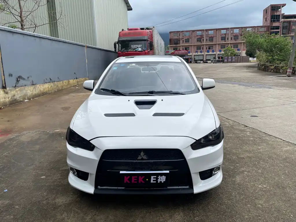 Mitsubishi Lancer EX 2012