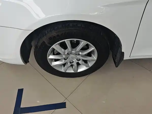 Geely Emgrand 2020