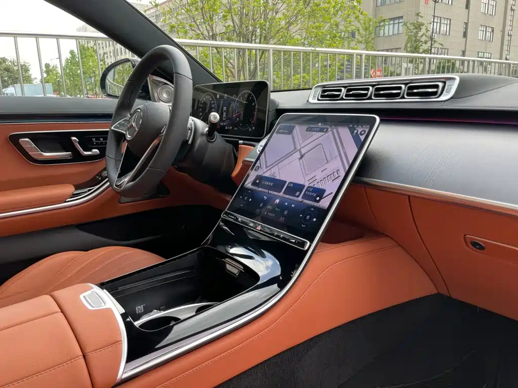 Mercedes-Benz S-Class 2024 — фото 23