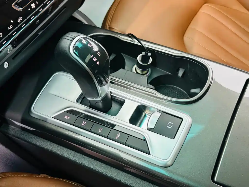Maserati Ghibli 2016 — фото 11