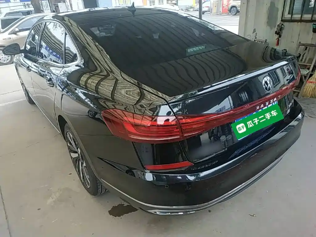 Volkswagen Passat 2022