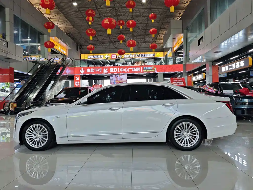 Cadillac CT6 2019 — фото 13