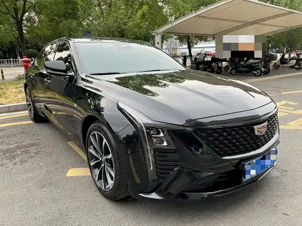 Cadillac CT5 2025