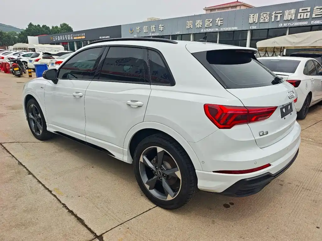 Audi Q3 2021