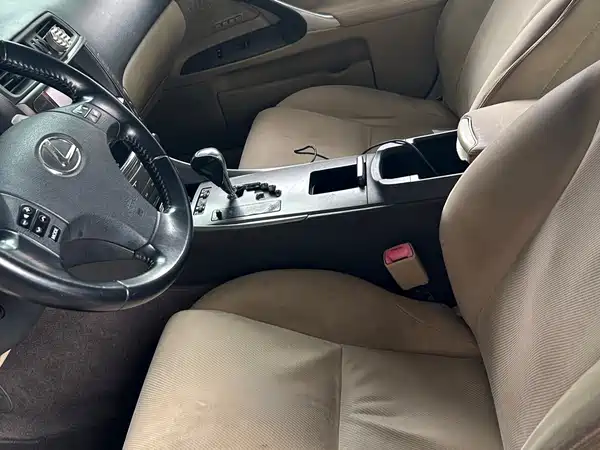 Lexus IS 2009