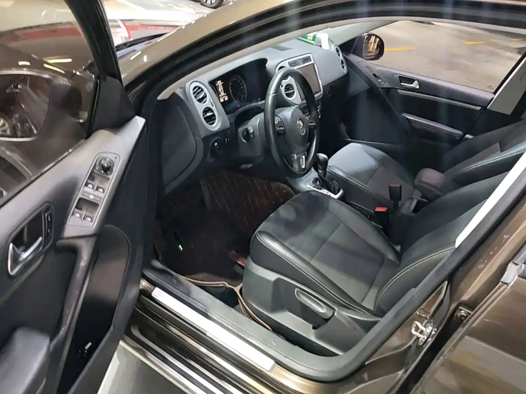 Volkswagen Tiguan 2016 — фото 16