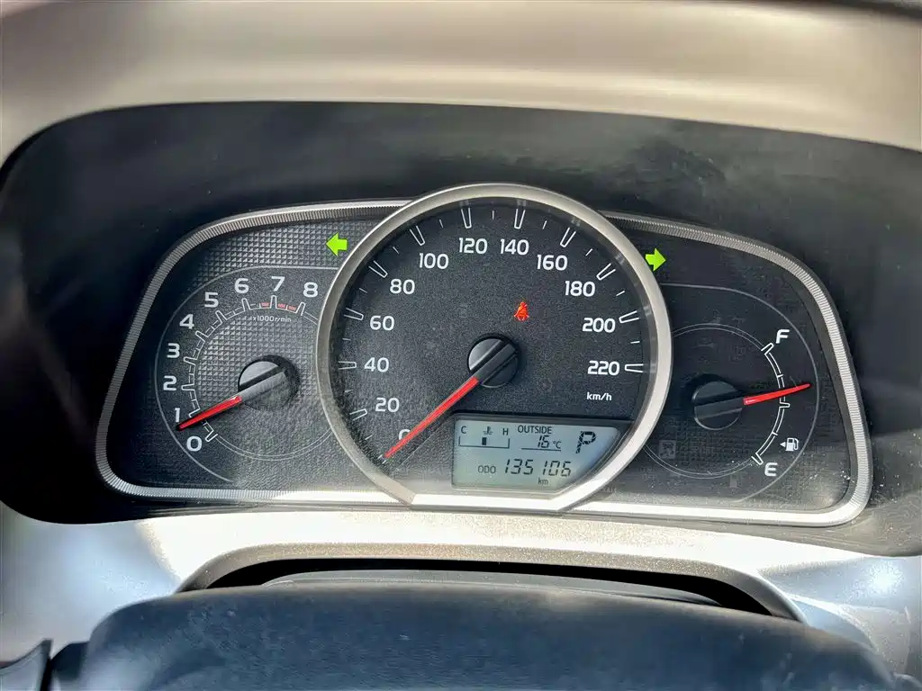 Toyota RAV4 2015 — фото 14