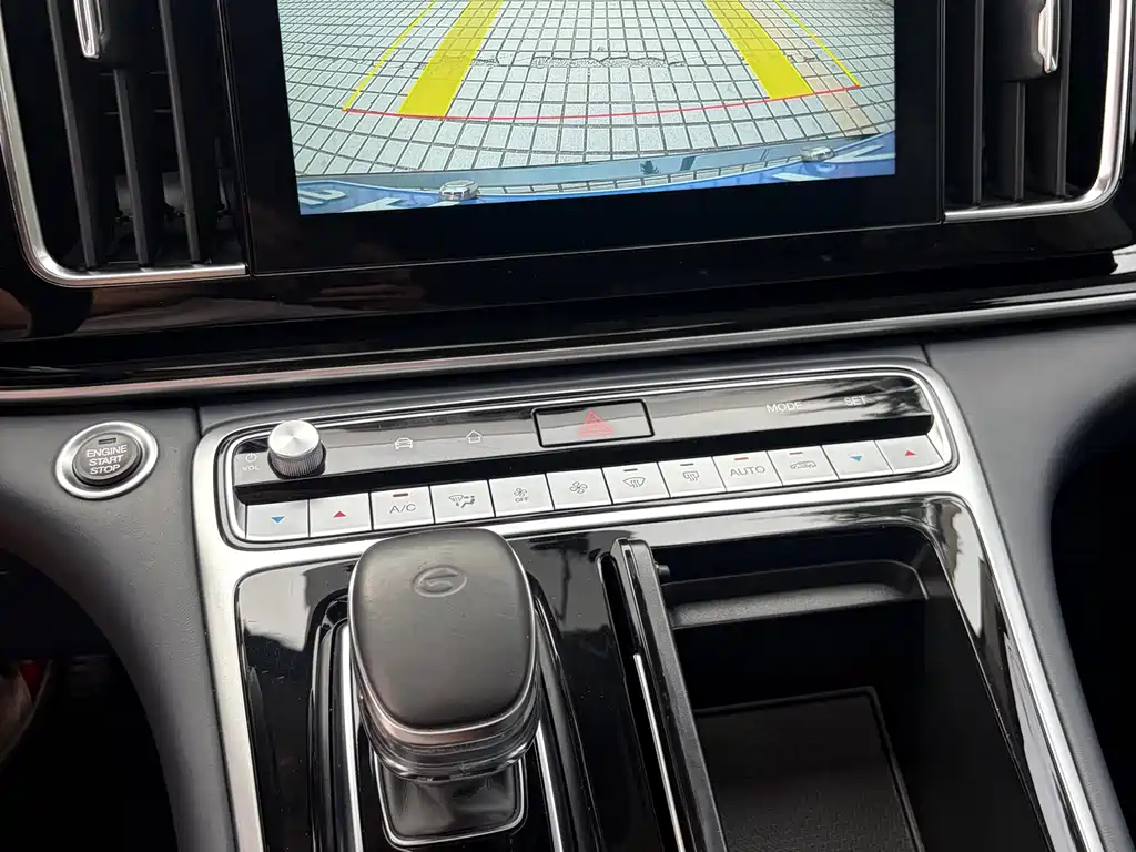 GAC Trumpchi M8 2022 — фото 13