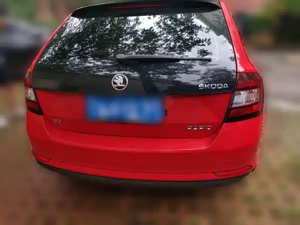 Skoda Rapid Spaceback 2016